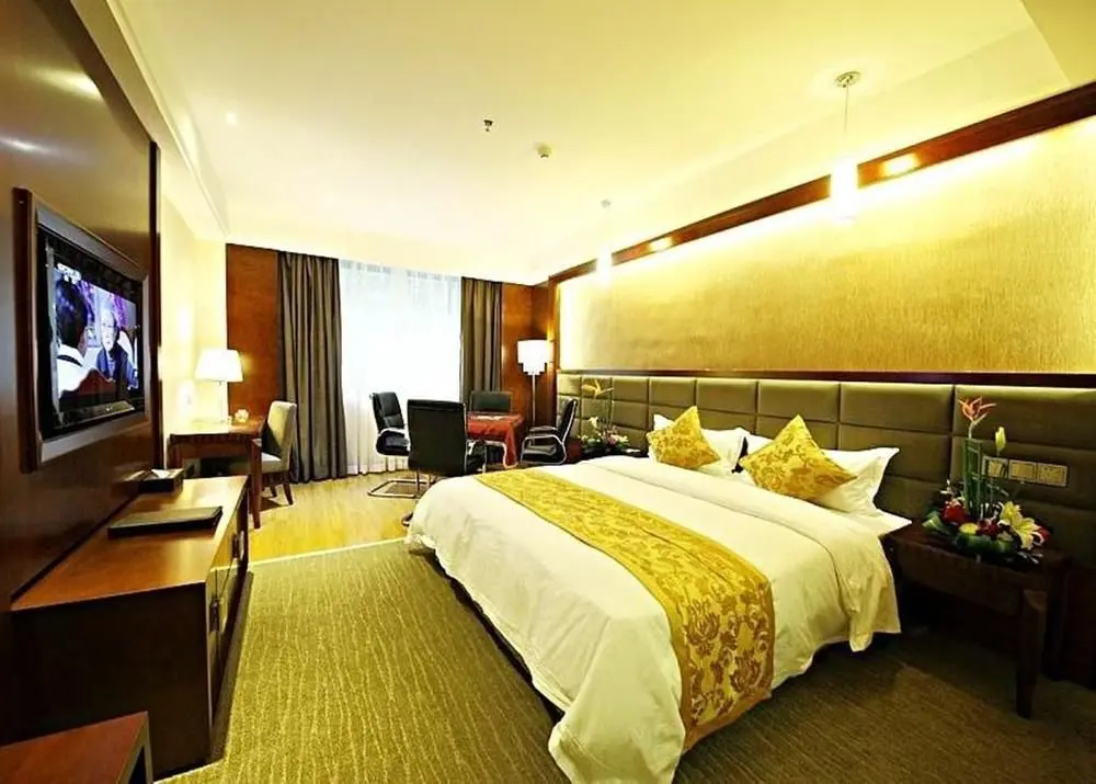 Гуйян: Vienna Hotel (Guiyang Fountain Subway Station Yangmingci Subway Station)