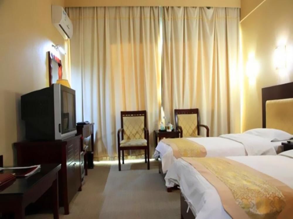 Куньмин: Kunming Jinggu Hotel