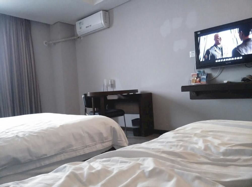 Yierke City Chain Hotel — фото 1