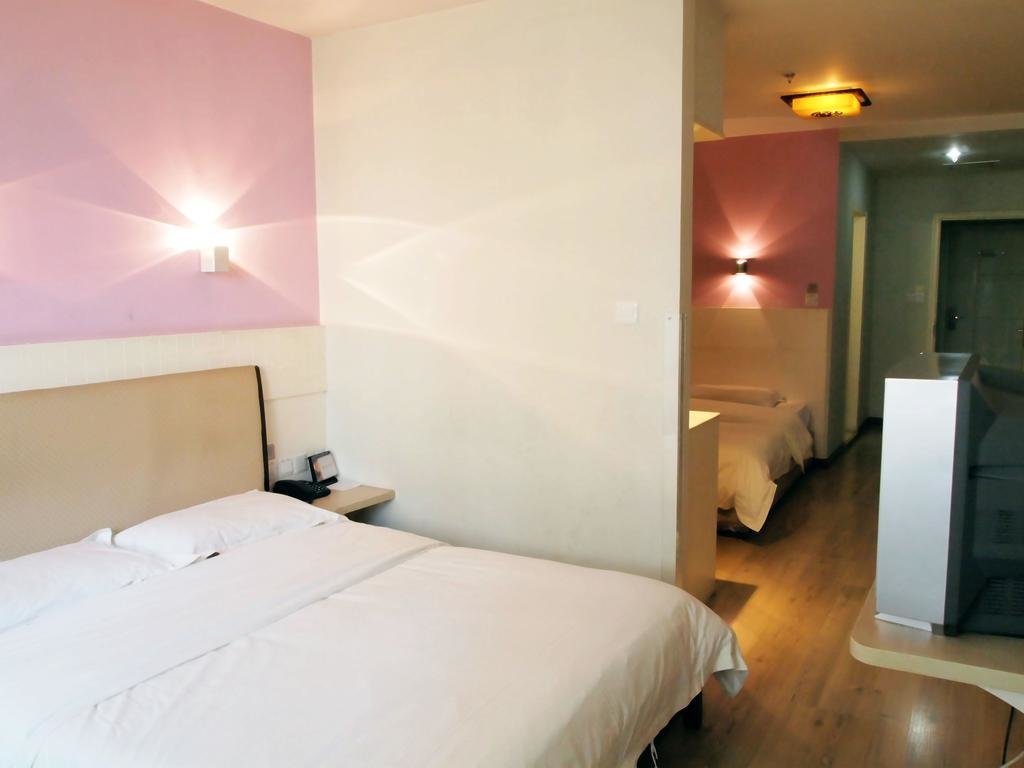 Чунцин: Linjiang Hotel - Chongqing