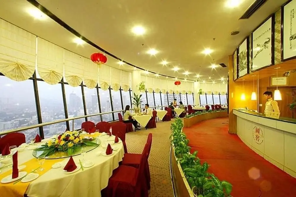 Цзинань: East Hotel Shandong