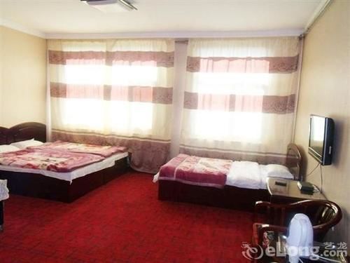 Синьчжоу: Wutaishan Zhongbao Hotel Second Branch