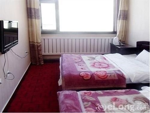 Синьчжоу: Wutaishan Zhongbao Hotel Second Branch