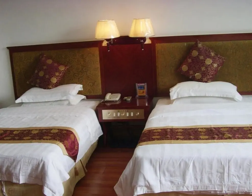 Гуанчжоу: Fangjie Wufu Hotel (Sanyuanli)