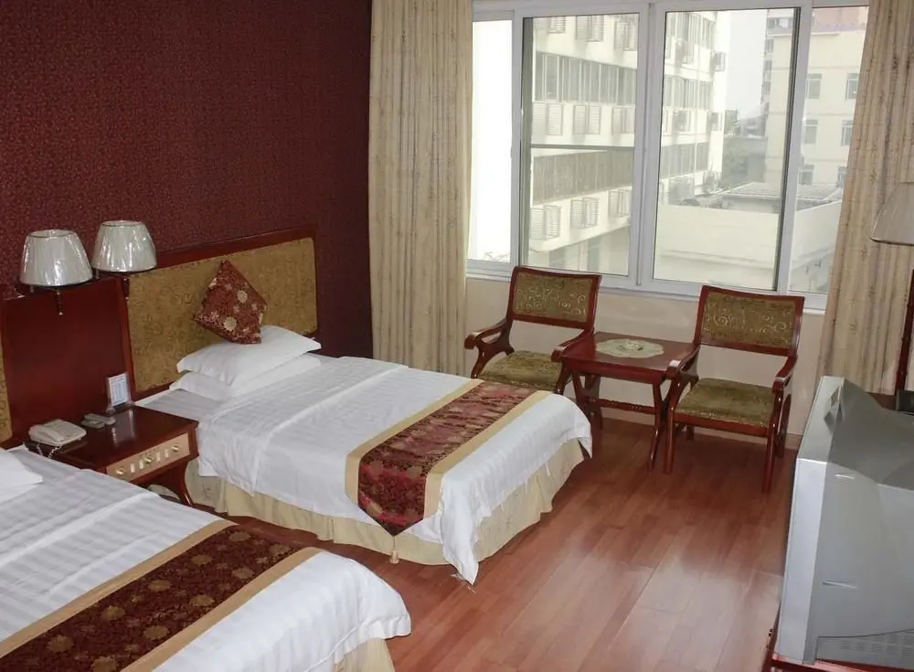 Гуанчжоу: Fangjie Wufu Hotel (Sanyuanli)