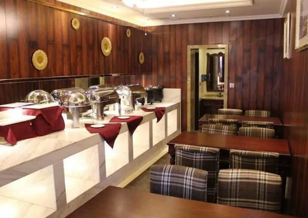 Чэнду: Yijia Chain Hotel Chengdu Yongfeng