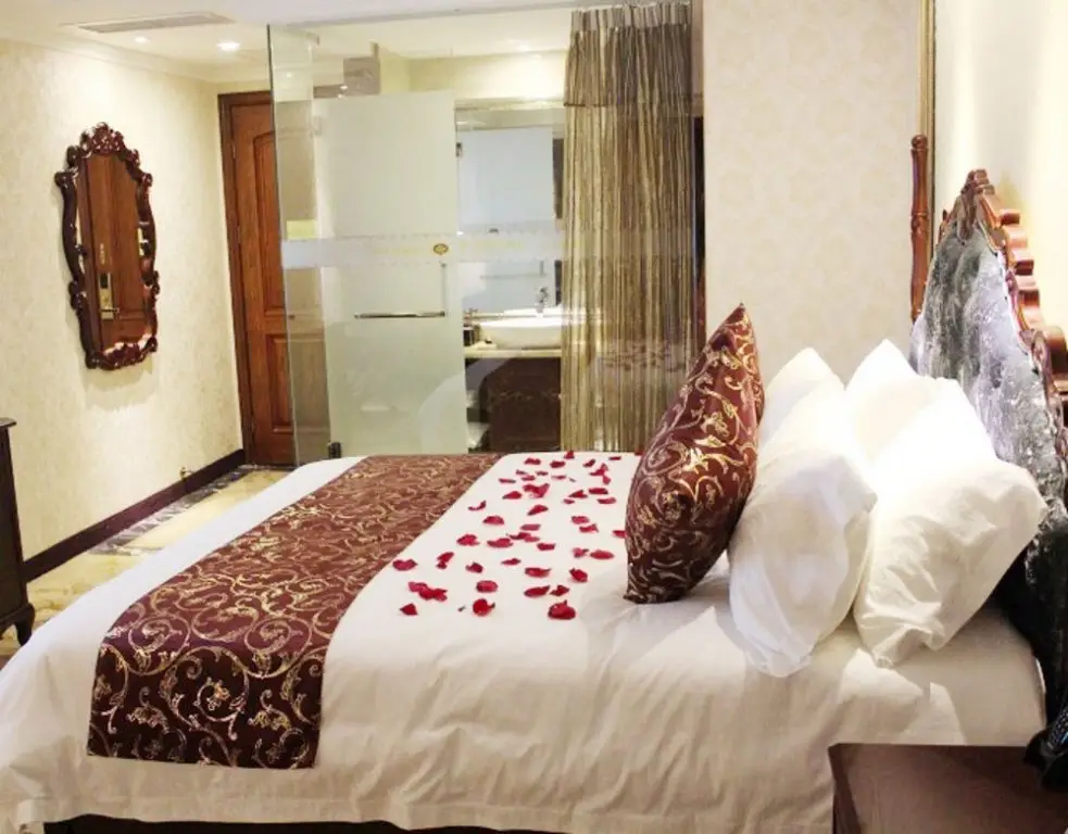 Чэнду: Yijia Chain Hotel Chengdu Yongfeng