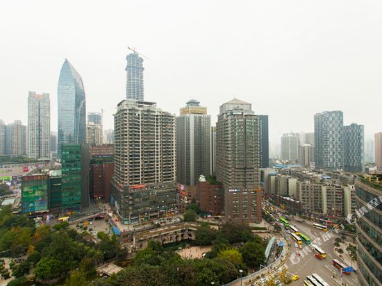 Чунцин: Chongqing Langqingju Apartment