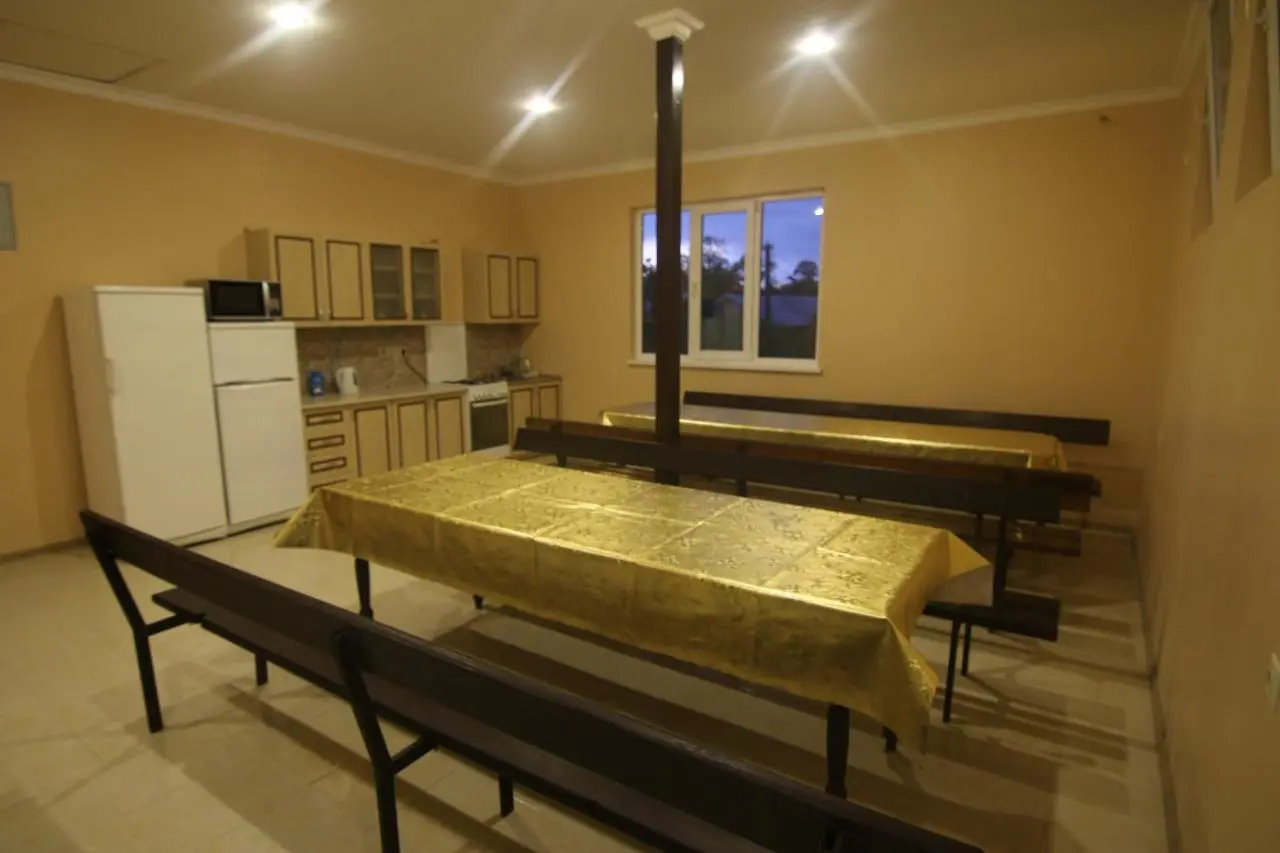 Хоста: Katerina Guest House
