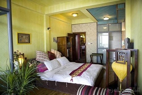 Дали: Dali Fengqing Hai'an Hotel
