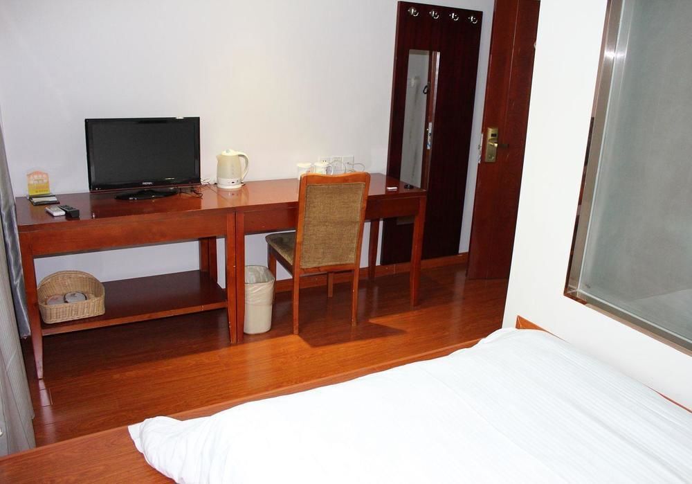 Шанхай: YiTing 6@e Hotel - Pudong Ave