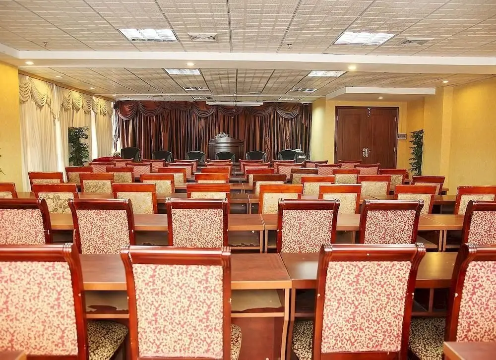 Чжуншань: Guoheng Hotel (Zhongshan Tanzhou Jindi Century City Store)