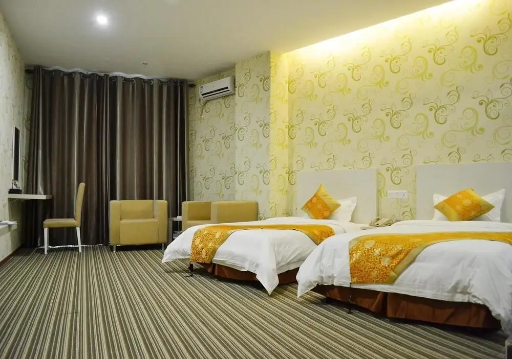 Salinna Holiday Hotel — фото 1