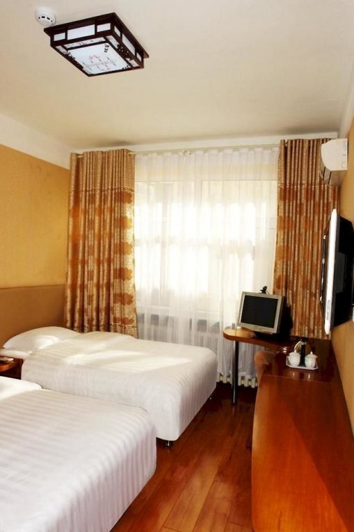 Харбин: Oriental Hotel