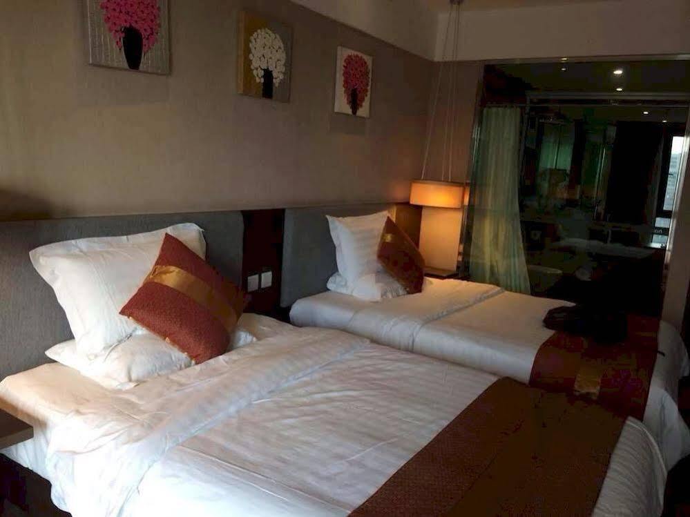 Куньмин: CHAMPAGNE UnionGold Hotel Service Mansions