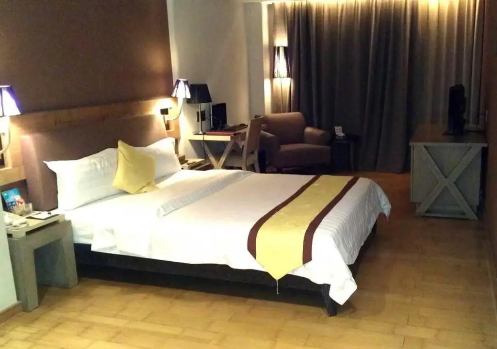 Дунгуань: Ginza Hotel