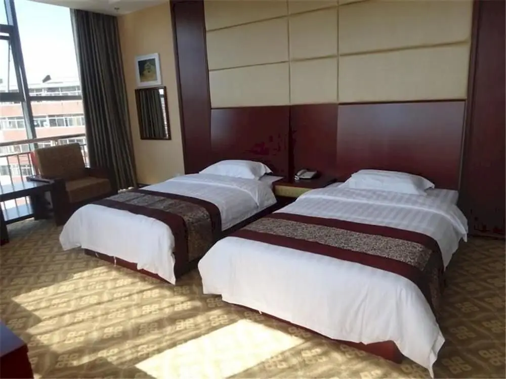 Tian Yuan Holiday Hotel — фото 1