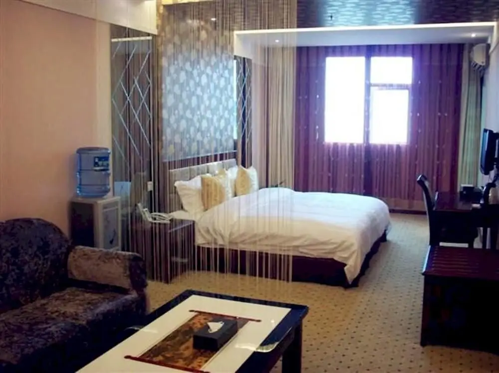 Чэнду: Mingyang Hotel - Chengdu