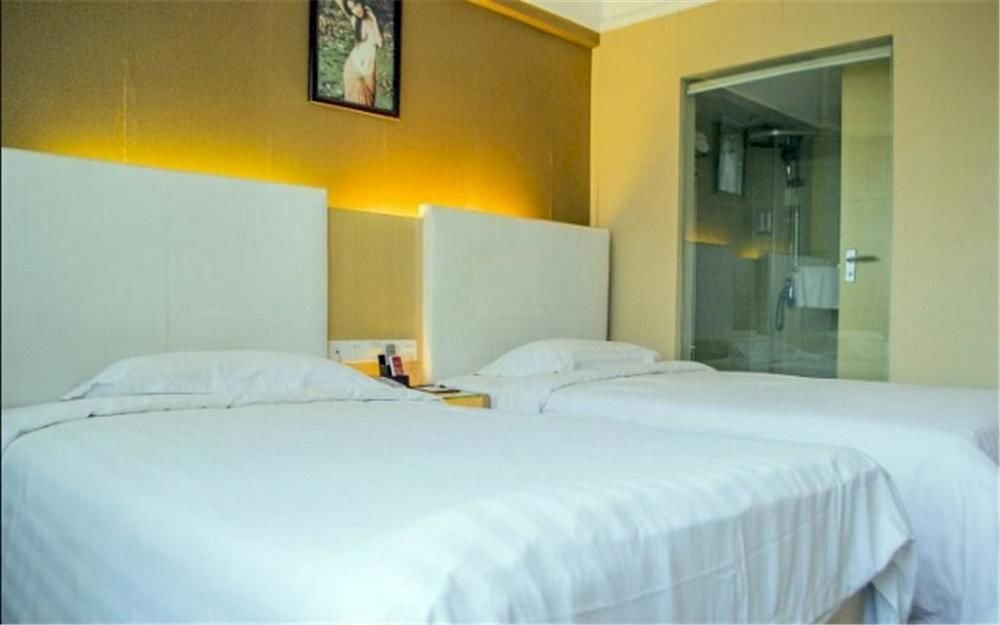 Чжухай: Zhuhai Yujing Business Hotel