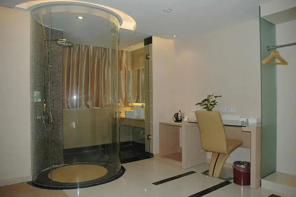 Шэньчжэнь: Kignmar Fashion Hotel (Luohu Sungang Subway Station)