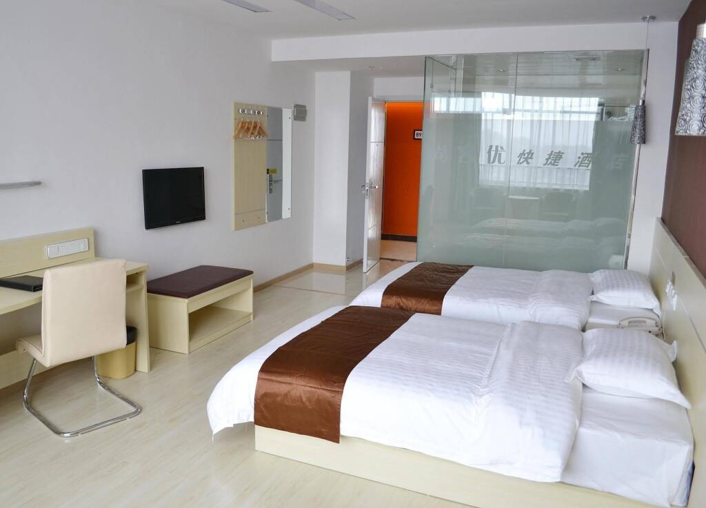 Heshangyou Convenient Hotel — фото 1