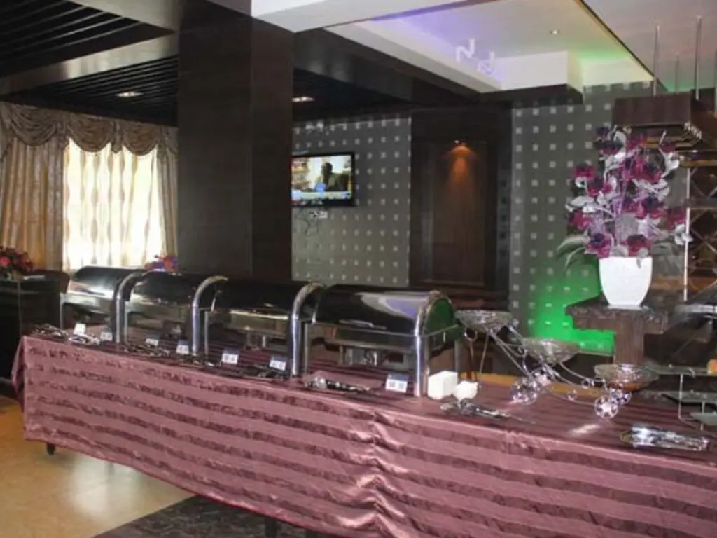 Нанкин: Outai Business Fast Hotel Nanjing Lukou International Airport
