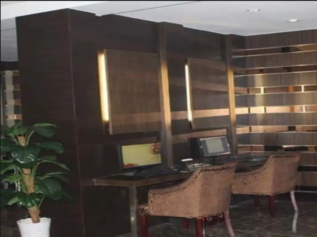 Нанкин: Outai Business Fast Hotel Nanjing Lukou International Airport