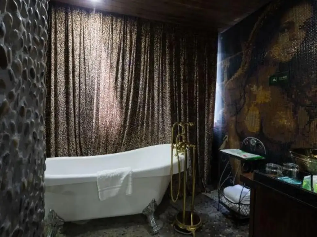 Шэньчжэнь: Calais Hotel
