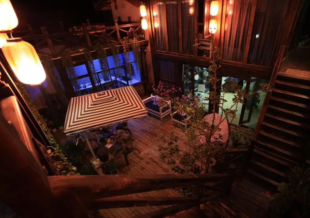 Лицзян: Floral Hotel · Kuan Tang Lijiang