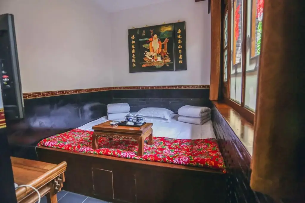 Цзиньчжун: Baichanghong Inn