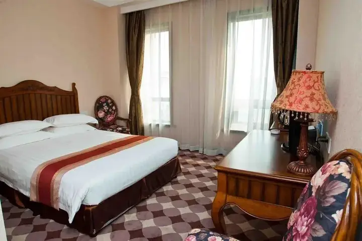 Тяньцзинь: Century Tehall Hotel