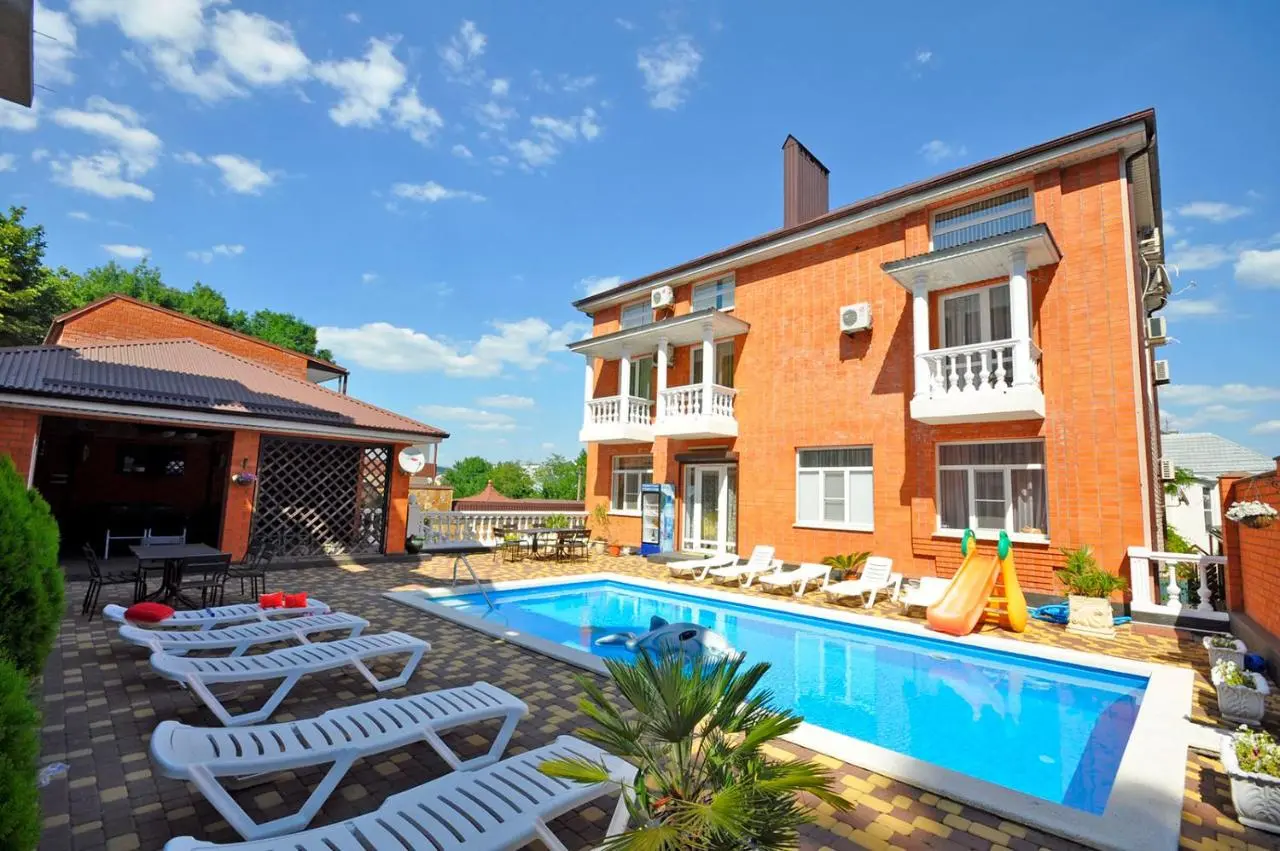 Архипо-Осиповка: Nikol Guesthouse