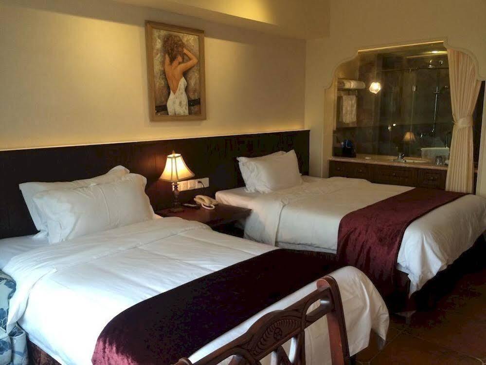 Чэнду: Chengdu Zifei Hotel