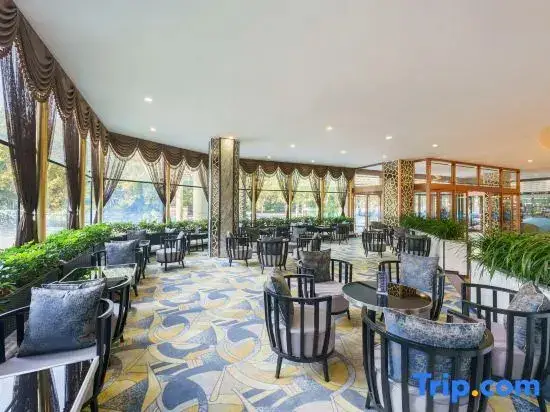 Далянь: Aulicare Hotel