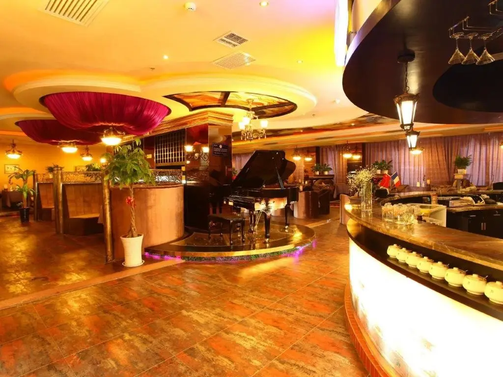 Сиань: Qimei Business Hotel (Xi'an Dayan Pagoda Datang Never Sleeping City Store)