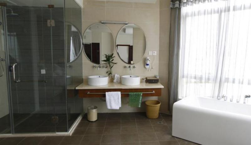 Wulan Hot Spring Hotel — фото 1