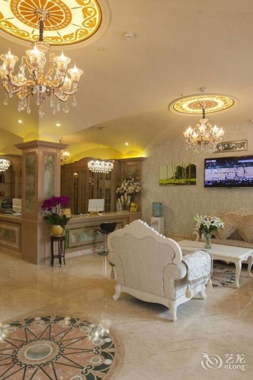 Ухань: Roman Holiday Hotel (Wuhan Xibei Lake)