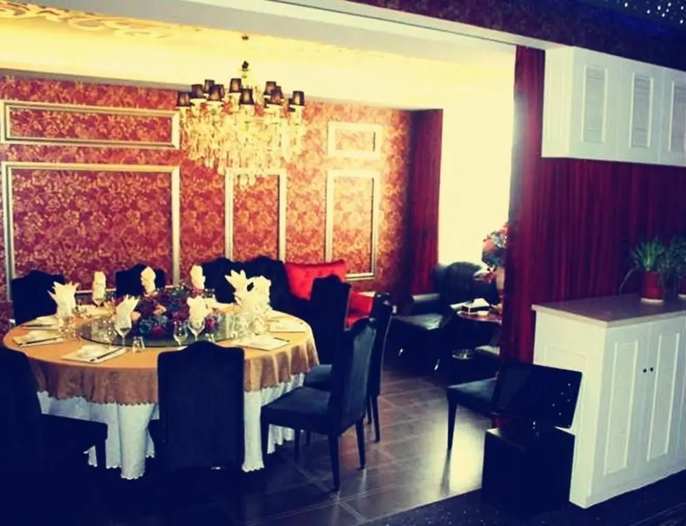 Ухань: Roman Holiday Hotel (Wuhan Xibei Lake)