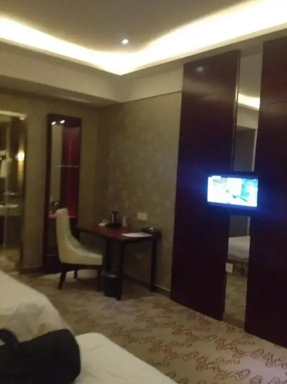 Чжэнчжоу: Yimeite Hotel Zhengzhou