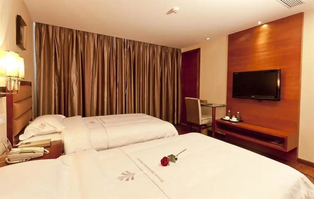 Шэньчжэнь: Bravo  Business Hotel
