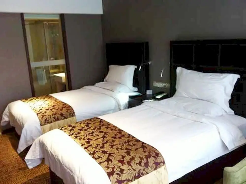 Тайюань: Taiyuan San Jin Business Hotel