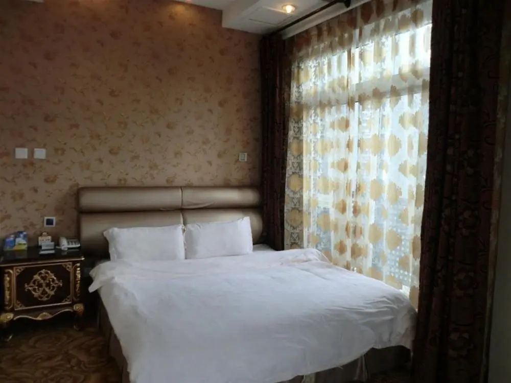 Чэнду: Chengdu Happy Holiday Inn