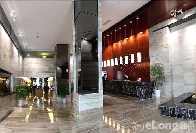Yichang Riverside No.1 Hotel — фото 1