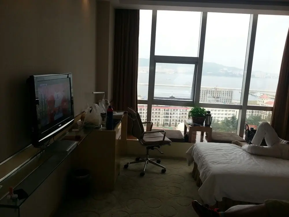 Вэйхай: International Commercial Affairs Building (Weihai Liugong Island Pier)