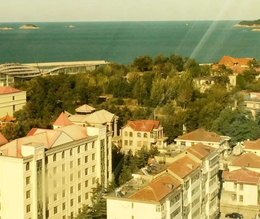 Вэйхай: International Commercial Affairs Building (Weihai Liugong Island Pier)