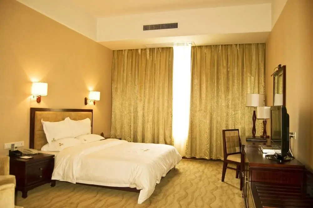 Фошань: Hibernian Hotel