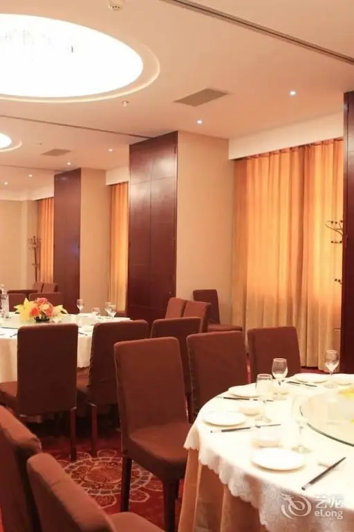 Ухань: Wuhan Jiutong Haiyuan Hotel