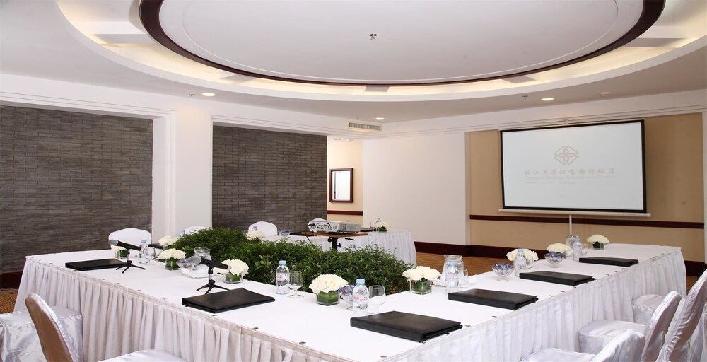 Лицзян: Wonderport International Hotel