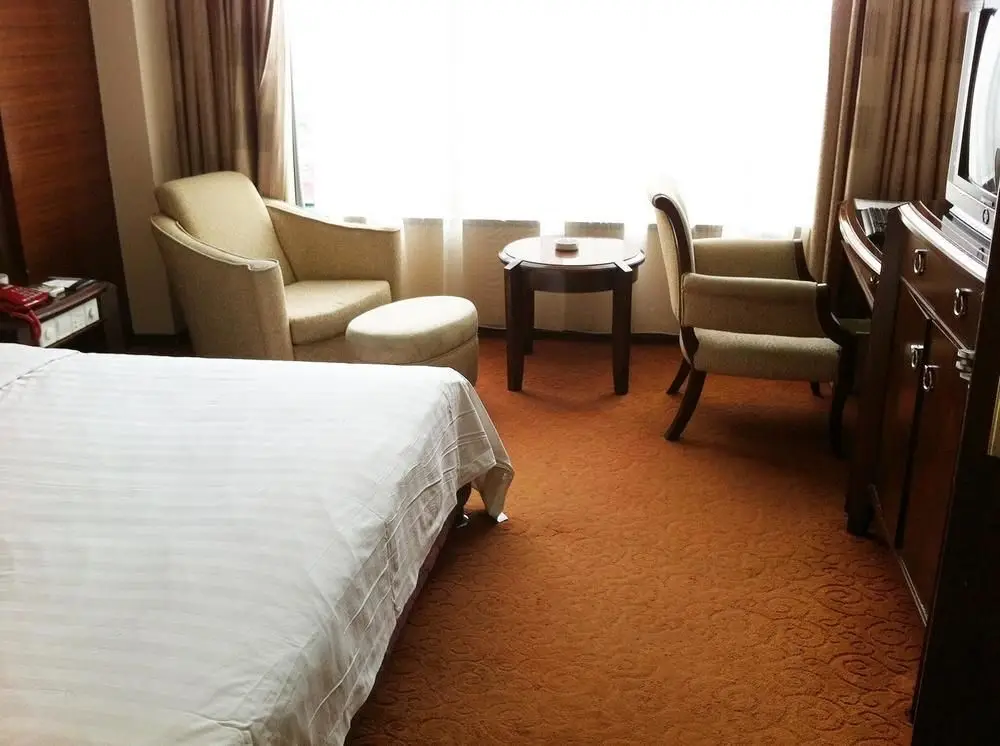 Цзюцзян: Jiujiang Futai 118 Chain Hotel (Railway Station)