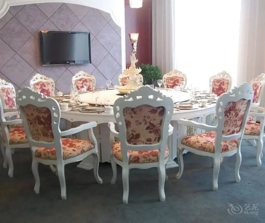 Хух-Хото: Inner Mongolia Huachen Hotel - Hohhot